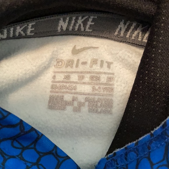 Complete Nike Dri-Fit Collection 1 Hoodie, 1 Long Sleeve, 1 Tee size 4T - Picture 7 of 15